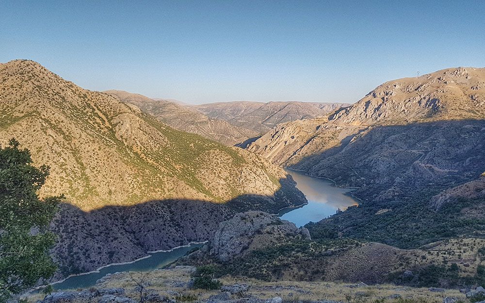 Karanlık Kanyon’dan aydınlığa açılan kapı Kemaliye.